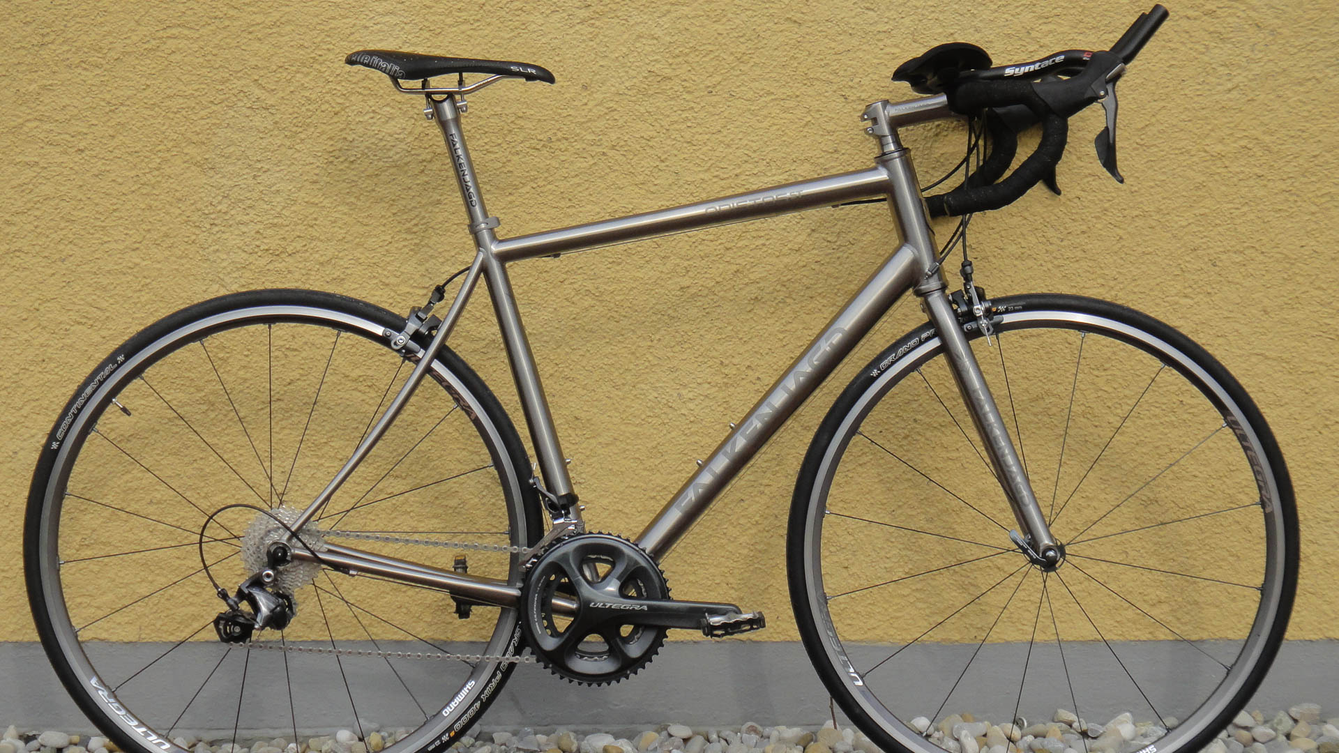 Falkenjagd_Aristos_ST_Shimano_Ultegra_2x11_2015_Triathlon_web