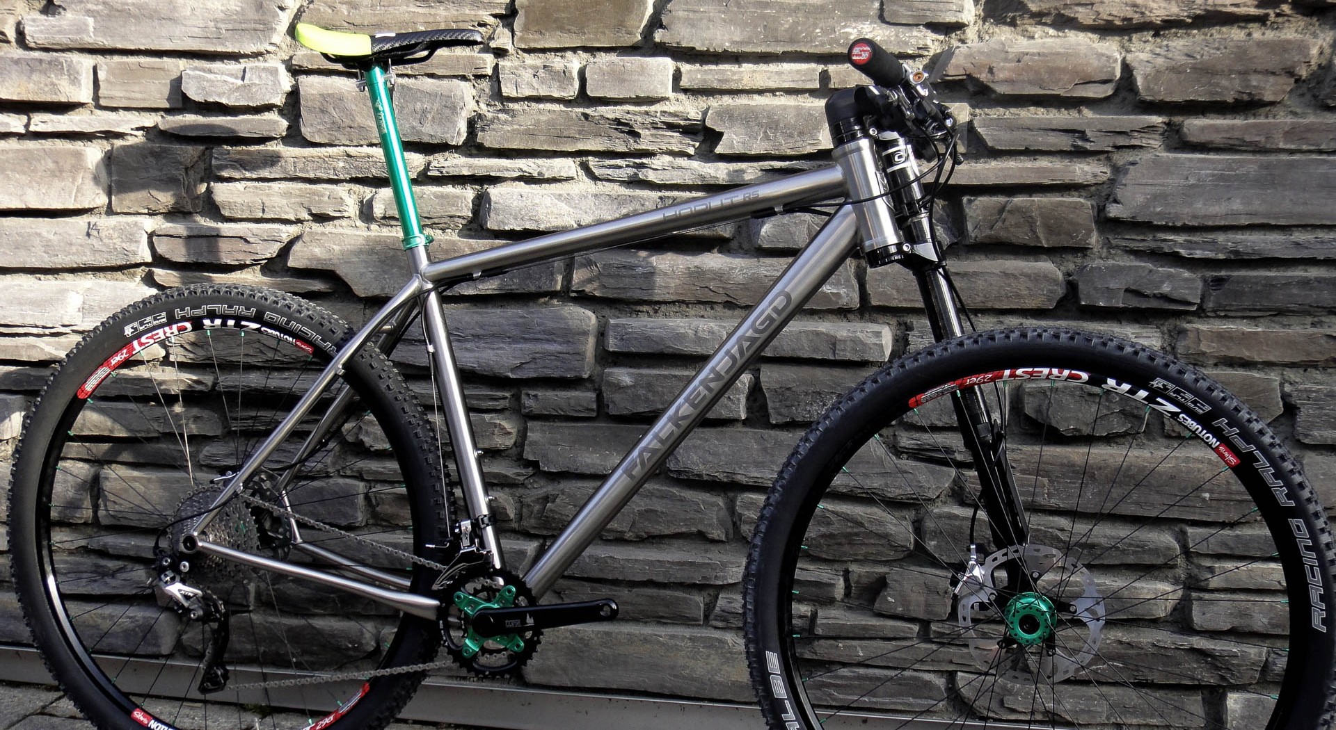 falkenjagd_hoplit_rs_cannondale_lefty_waldmeister_gruen_tune_shimano_xtr_web-1920x1050