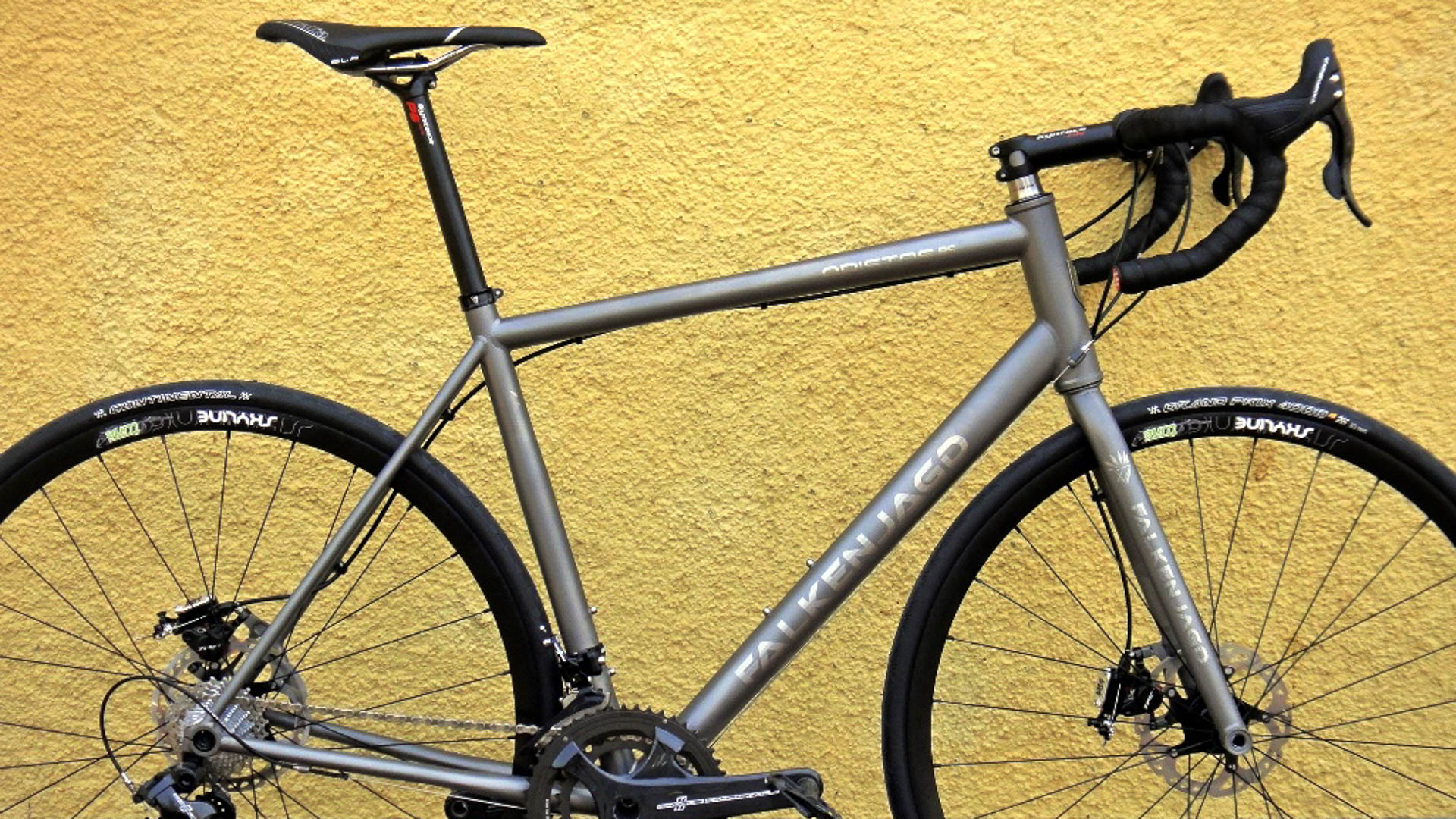 Falkenjagd_Titan_Bikes_Aristos_RS_DISC_Chorus_2015_01_web