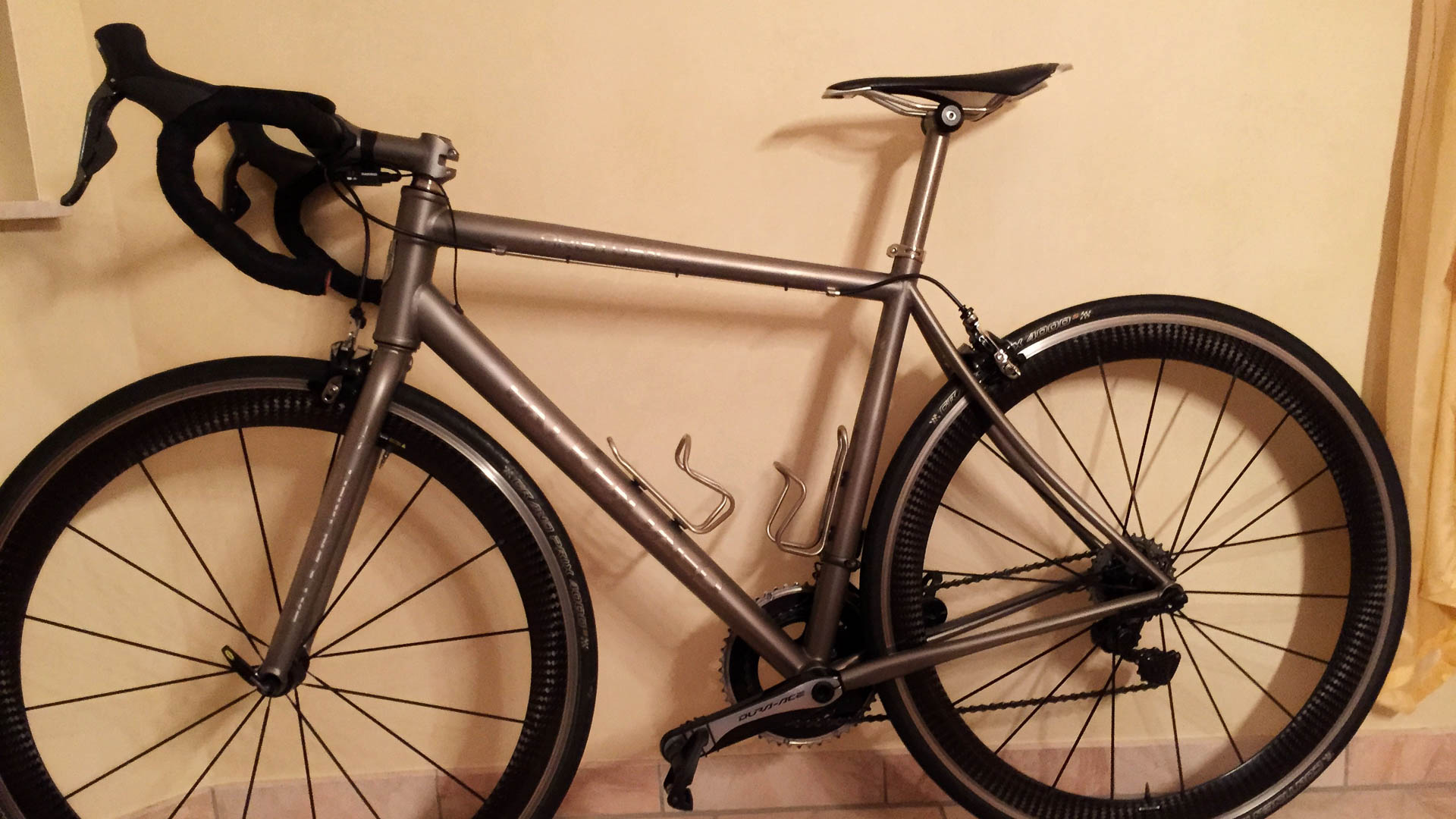 Falkenjagd_Titan_Bikes_Aristos_ST_Di2_Shimano_Dura_Ace_11speed_web