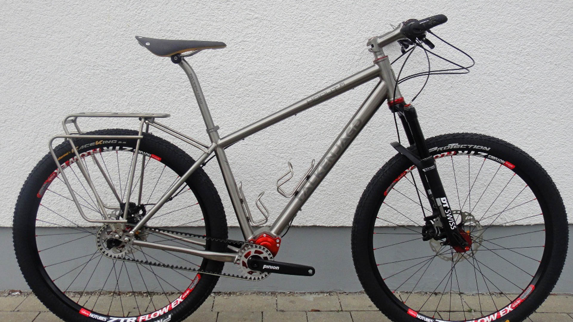 Falkenjagd_Titan_Bikes_Hoplit_PI_Pinion_P1.18_650B_MTB_Touring_web