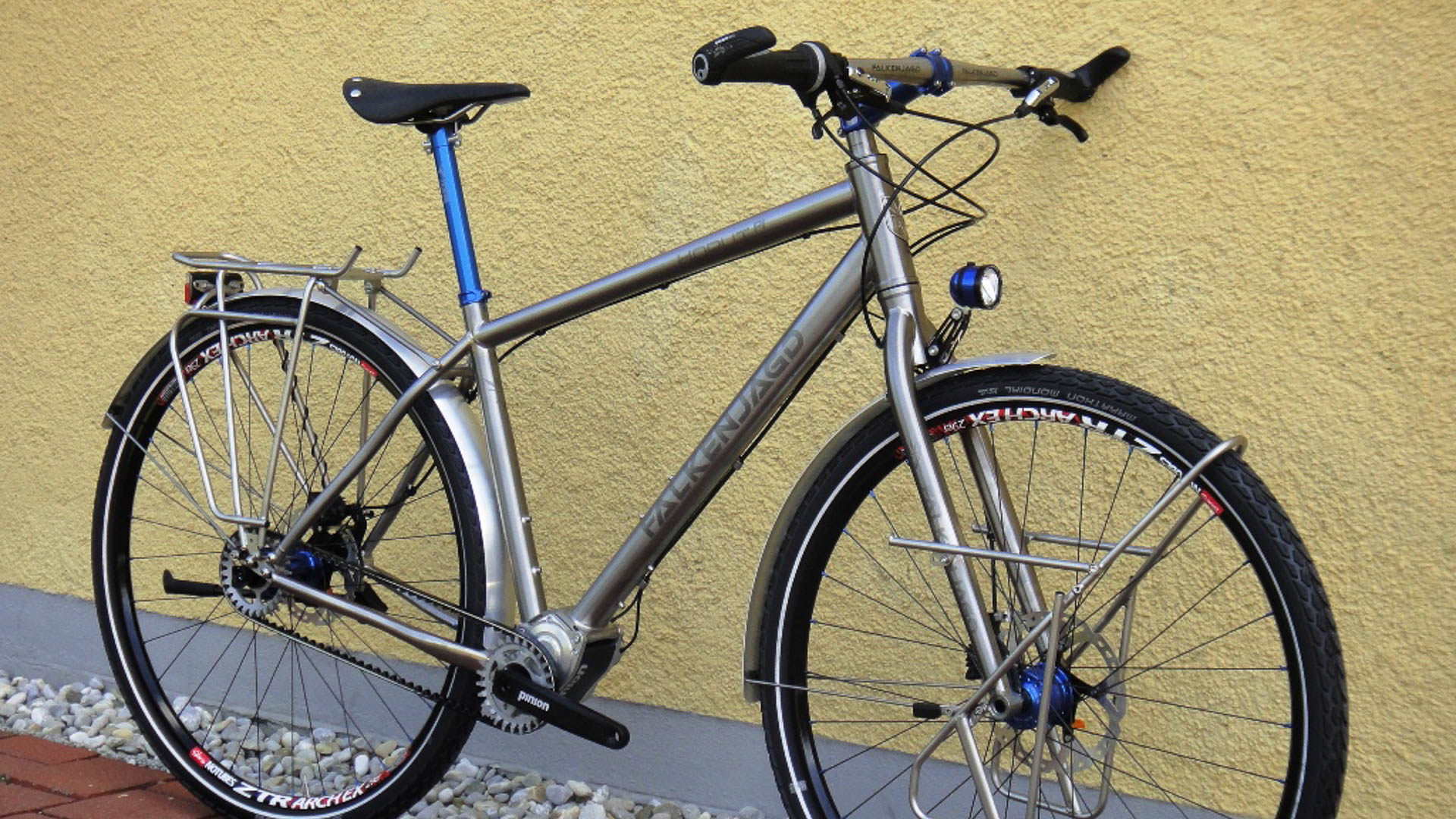Falkenjagd_Titan_Bikes_Hoplit_PI_Pinion_P1.18_blue_edition_2015_09_web