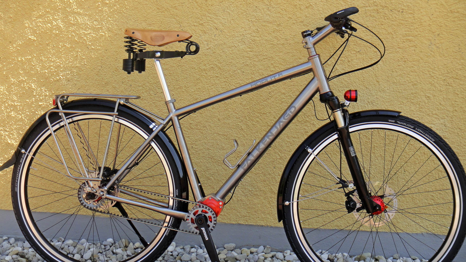 Falkenjagd_Titan_Bikes_Pinion_p1.18_2015_red_1_web