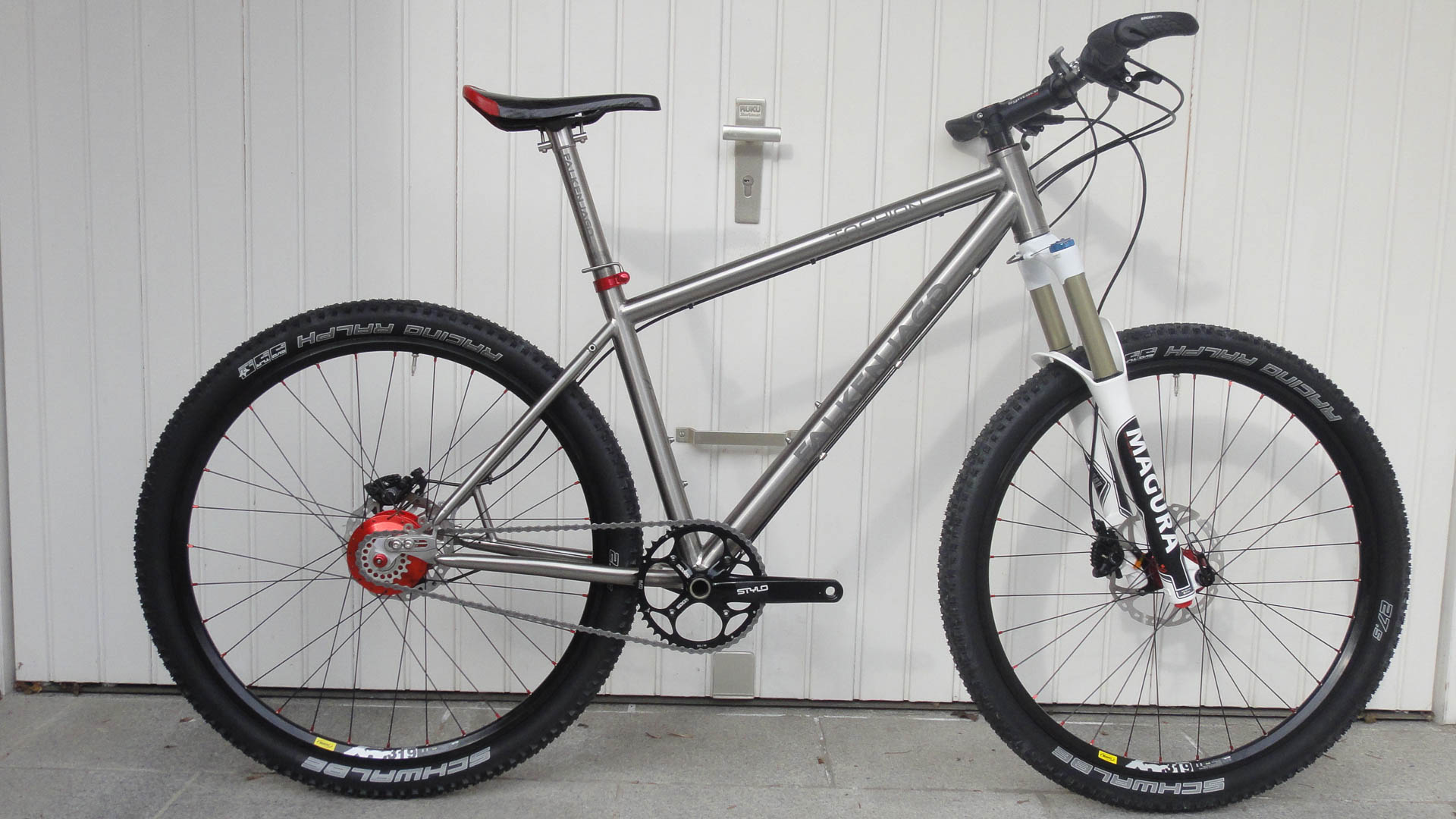 Falkenjagd_Titan_Bikes_Tachion_650B_Rohloff_web