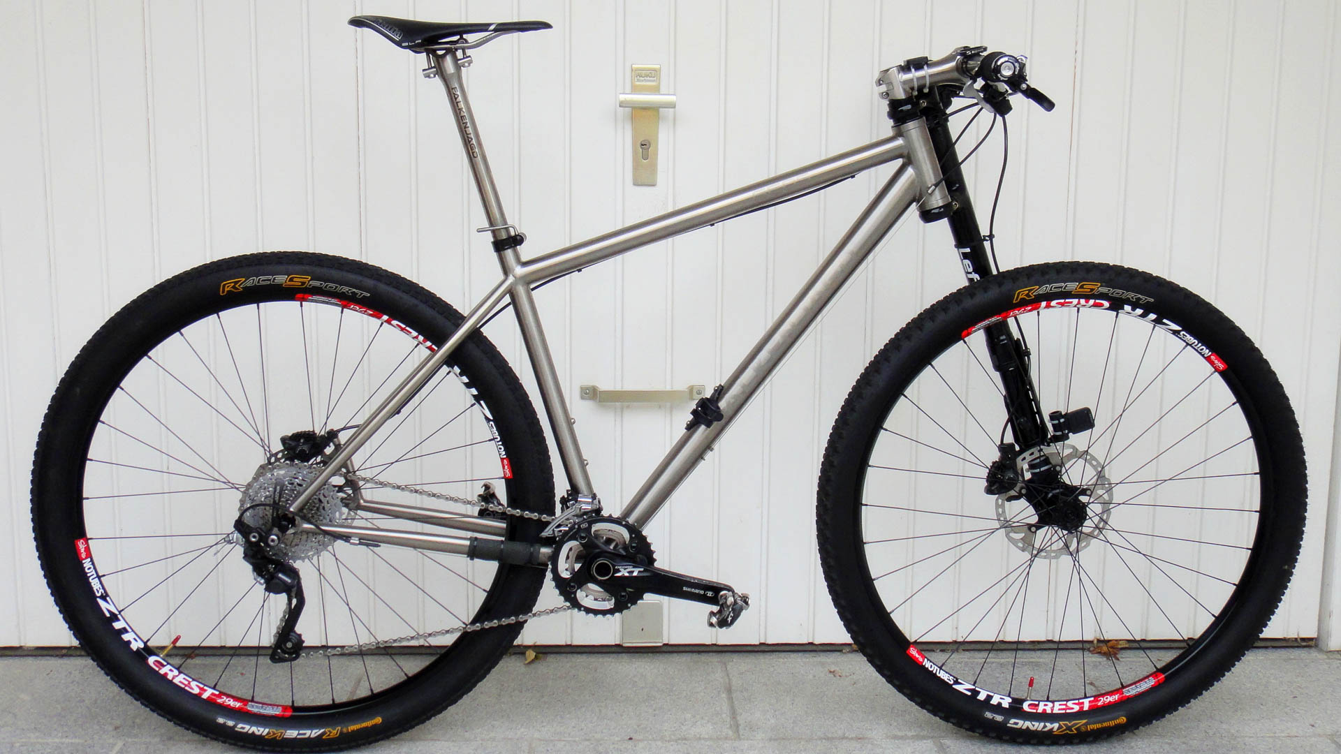 Falkenjagd_Titan_GEOS_custom_Cannondale_Lefty_Shimano_XT_ME_web