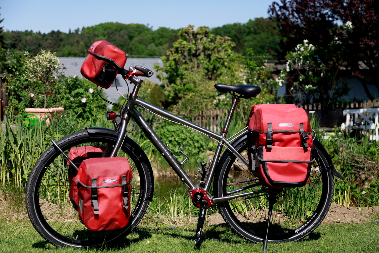 simone-fahrrad-falkenjagd-hoplit-pi-reiserad_2018-m