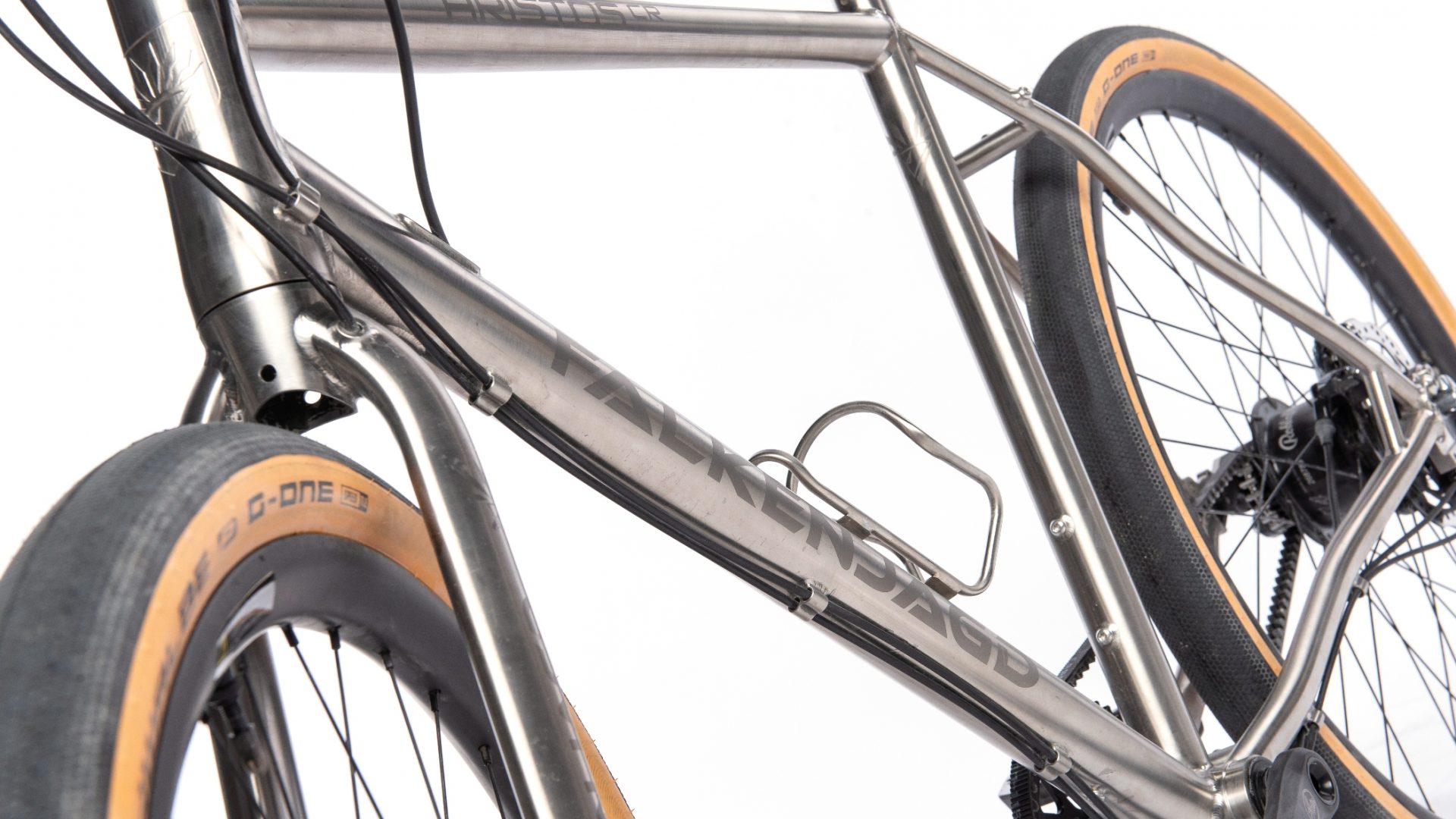 One Bike for Life in Vollendung aus Titan